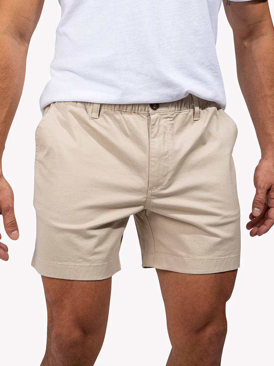 Pantalones en pantalones cortos